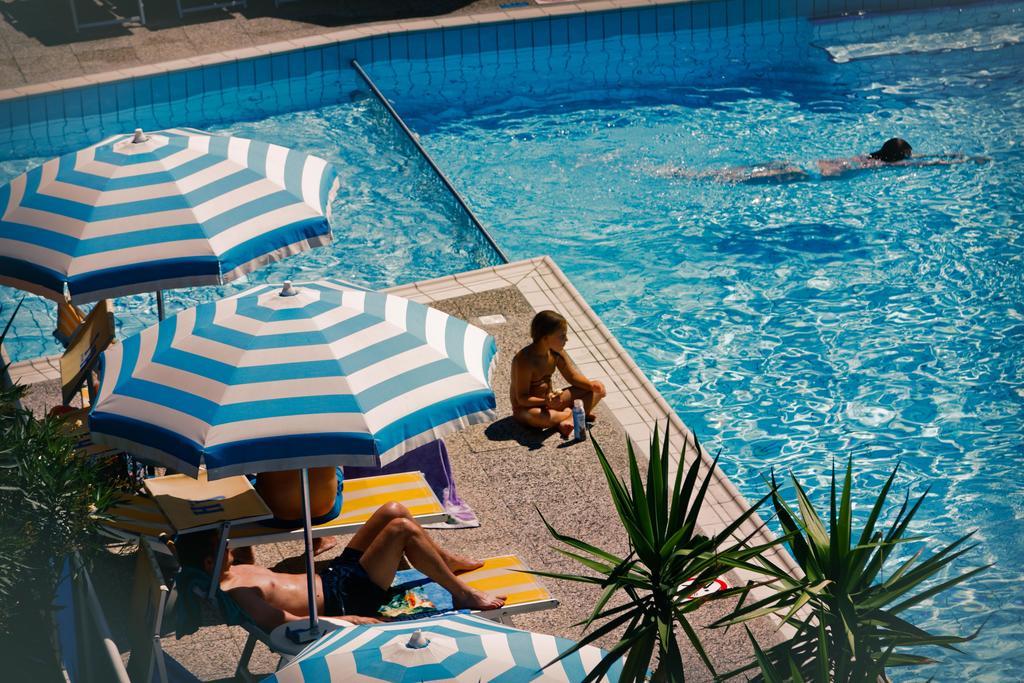 Hotel Jet Lido di Jesolo Buitenkant foto