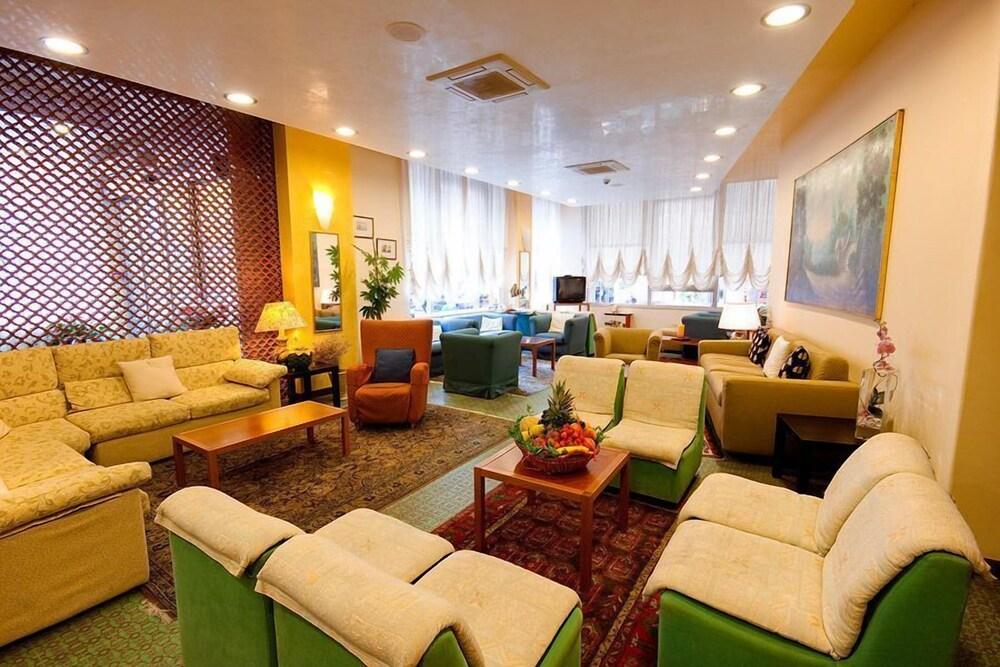 Hotel Jet Lido di Jesolo Buitenkant foto
