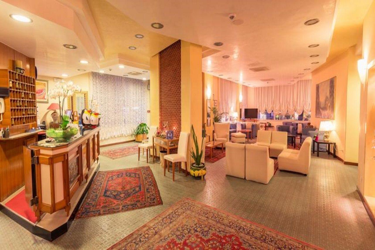 Hotel Jet Lido di Jesolo Buitenkant foto